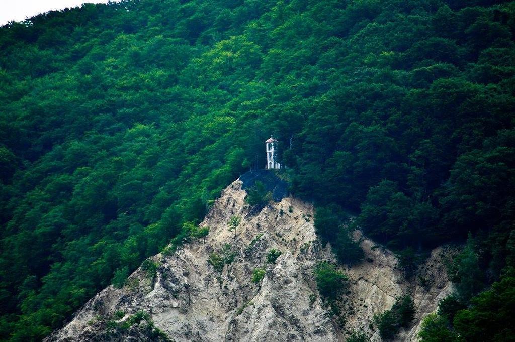 Бунгала Дара Kalofer Exterior photo